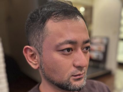 【40代〜50代男性向け】ナチュラルフェードで大人のベリーショート